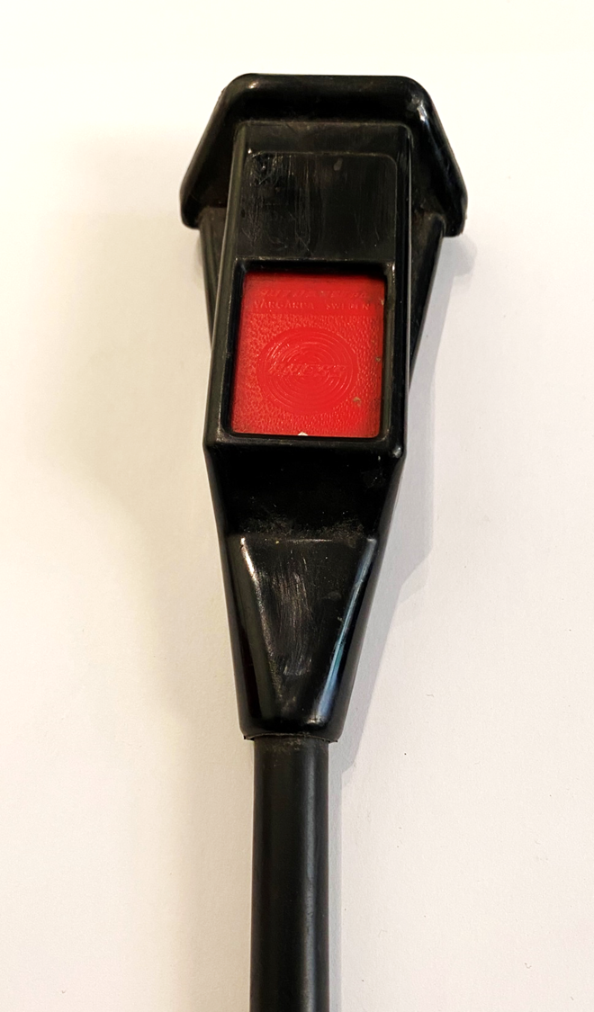 STIL press button buckle